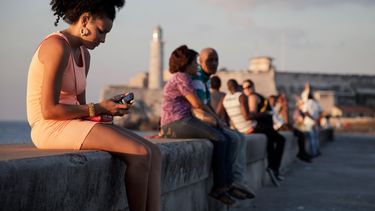 clientes de verizon podran usar sus celulares en cuba