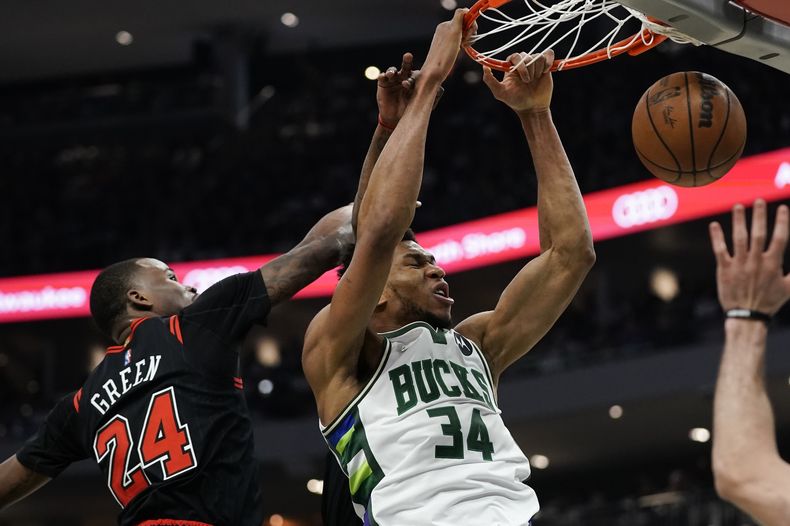 DEP-BAS BULLS-BUCKS