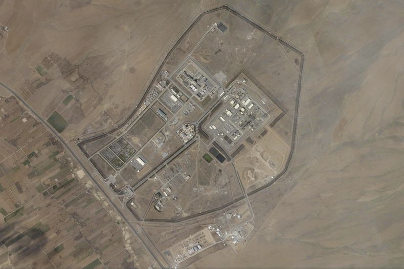 Esta imagen satelital de Planet Labs PBC muestra una instalación de aguas pesadas, el 20 de marzo de 2025, en Irán. (Planet Labs PBC vía AP)