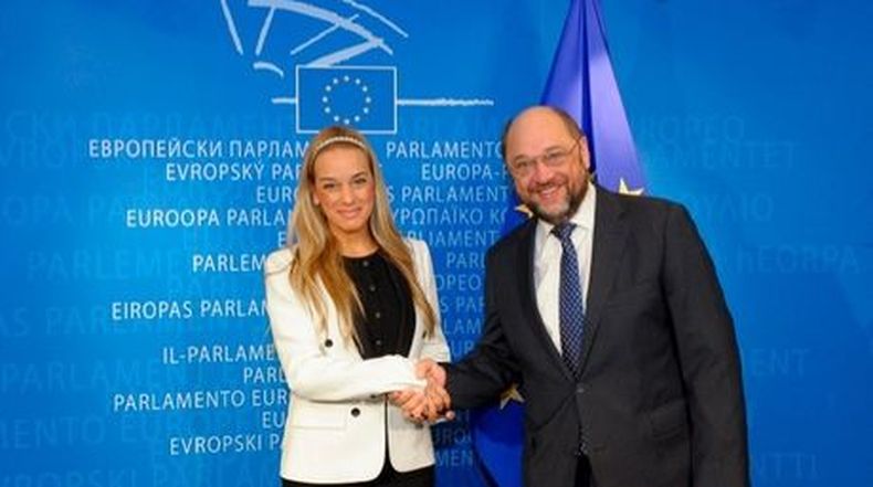 Insisten en que Nicolás Maduro no tiene otro camino que la liberación inmediata del líder político.