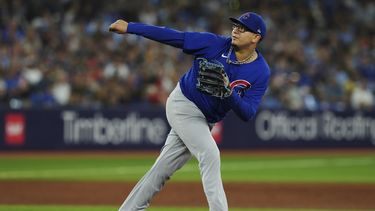 El mexicano Javier Assad, de los Cachorros de Chicago, cumple con su apertura del viernes 11 de agosto de 2023 ante los Azulejos de Toronto (Chris Young/The Canadian Press via AP)