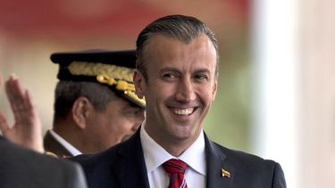 Venezuela denuncia que sanción a vice busca intervención