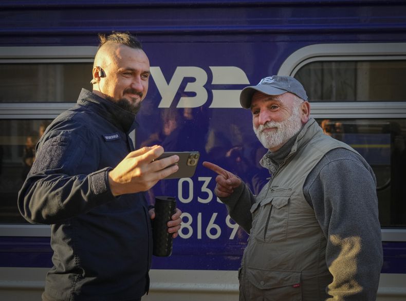 REP-GEN UCRANIA-GUERRA-FERROCARRIL