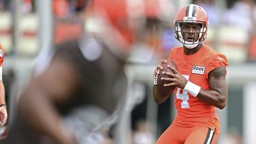 Fuente AP: Deshaun Watson acepta suspensiónd e 11 juegos