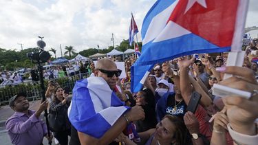 gente de zona: ?es el pueblo el que esta marchando?