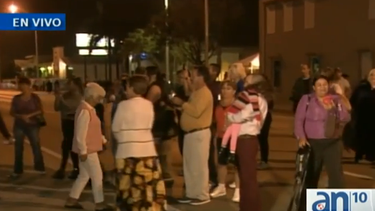 americateve | En vísperas de la celebración de San Lázaro cientos de creyentes llegan hasta esta iglesia en Hialeah a rendir culto y cumplir promesas.