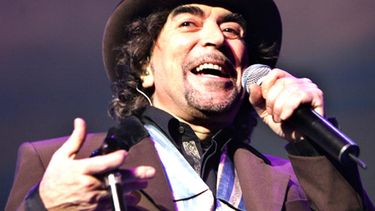 americateve | El cantautor comentó que en sus visitas a Cuba fue tratado como un turista privilegiado y no como un cubano que sufriera y soportara la dictadura.