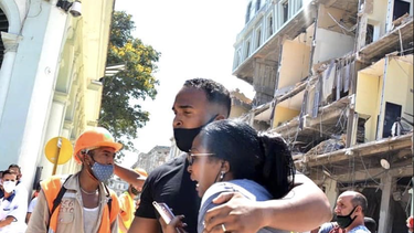 suman 26 muertos  por la explosion en el hotel saratoga de la habana. entre ellos 4 ninos