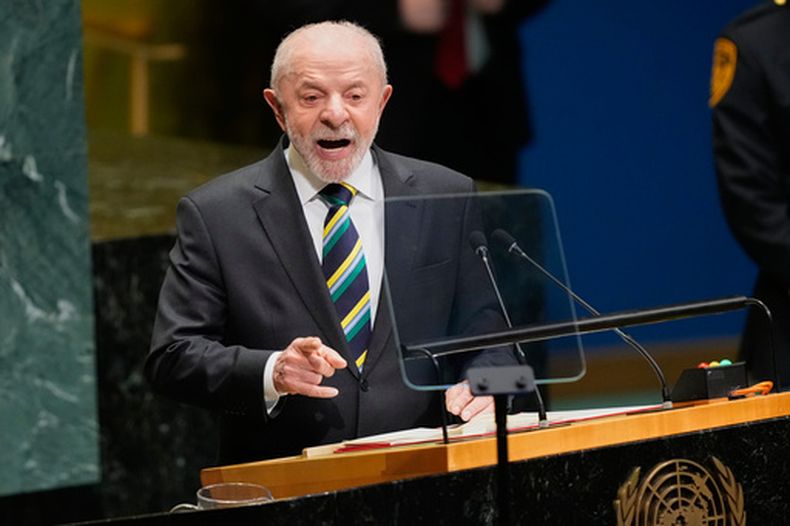 El presidente de Brasil, Luiz Inácio Lula da Silva, interviene durante la 81ª sesión de la Asamblea General de las Naciones Unidas en la sede de la ONU, el martes 22 de septiembre de 2026. (Foto AP/Yuki Iwamura)