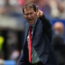 El entrenador de la selección de Bélgica Rudi Garcia reacciona durante el encuentro de cuartos de final ante España el viernes 10 de julio del 2026. (AP Foto/Andre Penner)