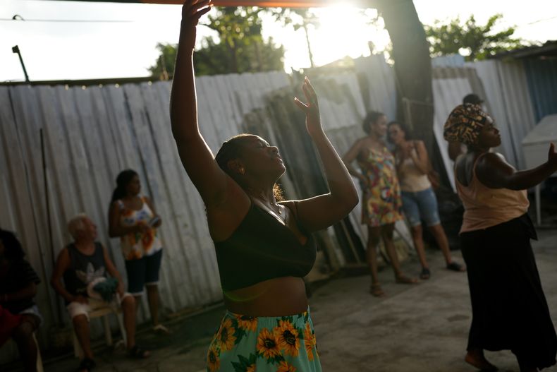 REP-GEN BRASIL-ESCUELA FEMENINA DE SAMBA