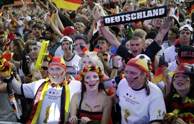 DEP-FUT MUNDIAL ALEMANIA-FANS