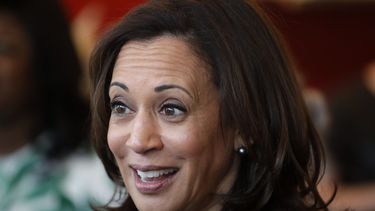 Joe Biden selecciona a la senadora Kamala Harris como compañera de fórmula para elección presidencial