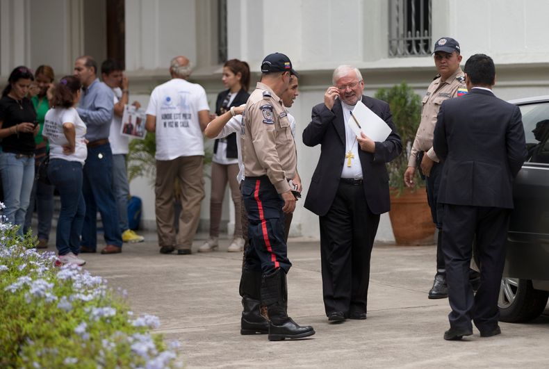 AMS-GEN_VENEZUELA-NUNCIATURA__PROTESTA-0.jpg