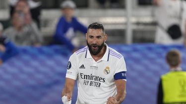 Benzema, Courtois, De Bruyne, finalistas al Jugador del Año