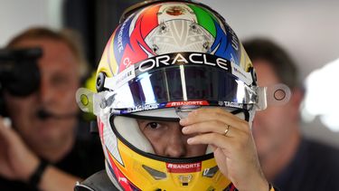 Pérez y Leclerc luchan por 2do sitio en el campeonato de F1