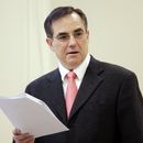 Lenguaje podría delatar a autor de artículo crítico de Trump