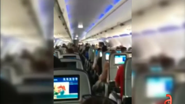 piloto cubano de jet blue se emociona al aterrizar en cuba despues de 27 ano