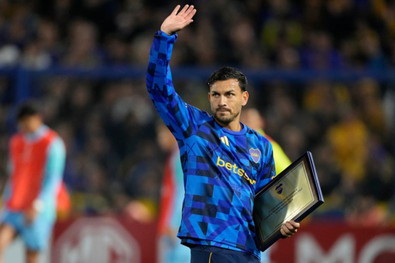 El volante de Boca Juniors Leandro Paredes previo al partido contra OHiggins de Chile en los playoffs de la Copa Sudamericana, el jueves 23 de julio de 2026, en Buenos Aires. (AP Foto/Gustavo Garello)