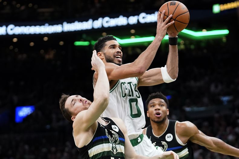 DEP-BAS BUCKS-CELTICS
