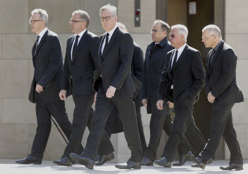 EUR-GEN_ALEMANIA-FUNERAL-3.jpg
