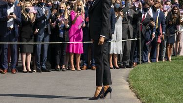 Melania Trump aún no aparece en público tras contraer COVID