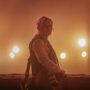 Imagen liberada por el estudio A24 de Kirsten Dunst en una escena de Civil War. (A24 vía AP)