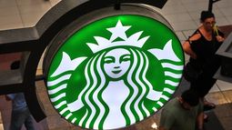 Un Starbucks en Buffalo, Nueva York, el 26 de agosto del 2026. (AP foto/Gene J. Puskar)