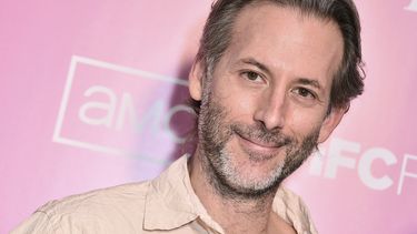Jeff Baena al llegar al estreno de Spin Me Round en West Hollywood, California, el 17 de agosto del 2022. (Foto de Jordan Strauss/Invision/AP)