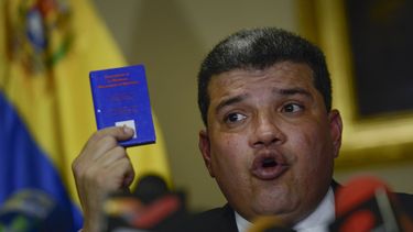 Legislador venezolano pide investigar ayuda humanitaria