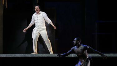 Arturo Chacón-Cruz agradece enseñanzas de Plácido Domingo