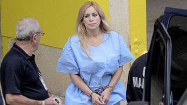 aurea vazquez se contradice y acepta que falsifico documentos