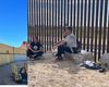 Cubanos logran entrar  por la frontera de Yuma, Arizona a pesar de la instalación de contenedores que pretenden  frenar el cruce de migrantes