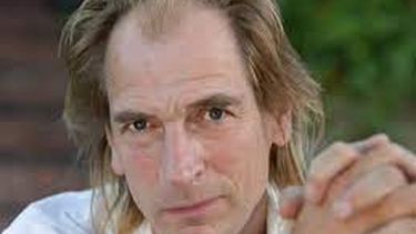 cerca de donde desaparecio julian sands en california fueron hallados restos humanos