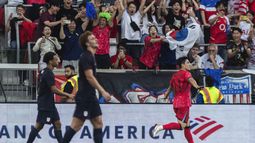 Lee Dong-gyeong, de la selección de Corea del Sur, festeja su tanto ante Estados Unidos, en un partido amistoso realizado el sábado 6 de septiembre de 2025, en Harrison, Nueva Jersey (AP Foto/Andres Kudacki)