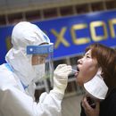 Director del FBI: COVID-19 se originó probablemente por accidente en laboratorio de Wuhan
