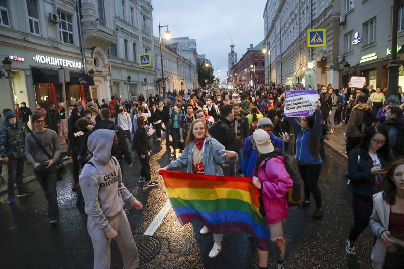 EUR-GEN RUSIA-LGBTQ