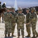 Soldados estadounidenses en Sunland Park, Nuevo México, cerca de la frontera con México, el 3 de febrero del 2025. (AP foto/Andres Leighton)