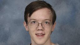 En esta imagen de 2021, difundida por el Distrito Escolar de Bethel Park, se ve al estudiante Thomas Matthew Crooks, quien se graduó de la Escuela Secundaria Bethel Park en 2022, en Bethel Park, Pensilvania. (Distrito Escolar de Bethel Park vía AP)