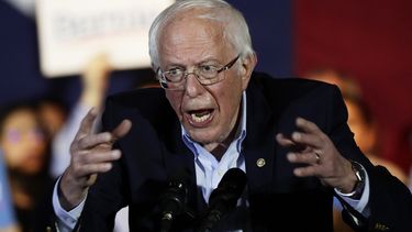ANÁLISIS: La campaña de Sanders recuerda a Trump en 2016