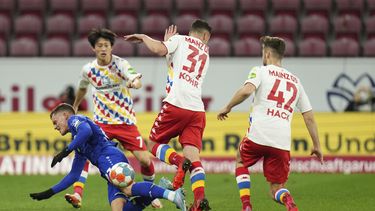 Mainz sorprende al derrotar 3-2 a Leverkusen