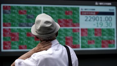 Wall Street sube por esperanzas de tratamiento para COVID-19