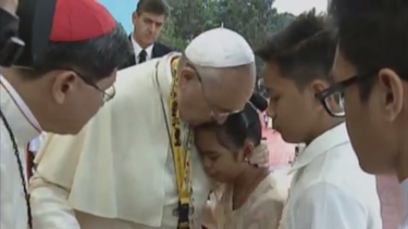 al mundo le falta llorar: la nina filipina que inspiro al papa francisco