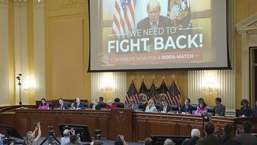 Exdirector de campaña de Trump se ausenta de audiencia