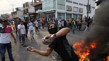 represion militar causa varios heridos en ciudad fronteriza de urena