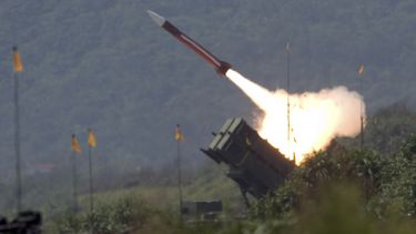 AP EXPLICA: ¿Qué puede hacer el misil Patriot por Ucrania?