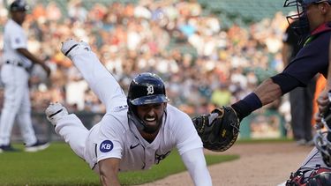 Greene, Reyes empujan 3 cada uno; Tigres vencen a Guardianes