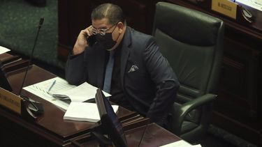 crece a $50 millones el propuesto barril incluido en la resolucion sobre el pago a bonistas y acreedores