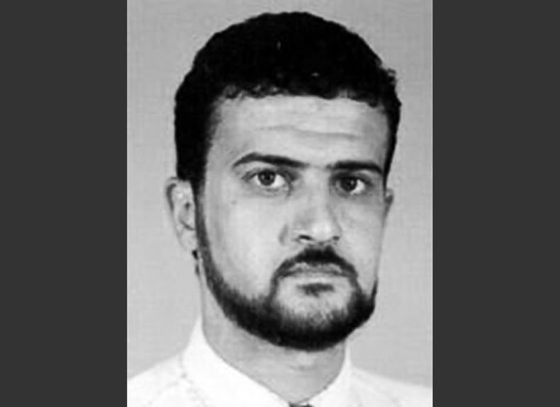 Imagen de archivo tomada del sitio web del FBI que muestra a Abu Anas al-Libi, l&iacute;der de Al Qaida en Libia, a quien se responsabiliza de los atentados con bomba en dos embajadas del este de &Aacute;frica en 1998, quien fue detenido por fuerzas de Es