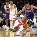 Suns remontan sin Paul; vencen a Rockets por 7ma vez